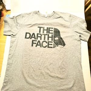 🦨Darth Face Graphic Tshirt  XL